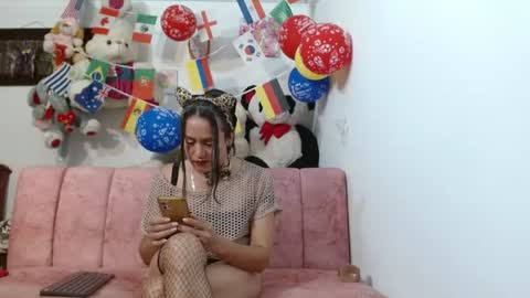 Snapshot of catrina_chan chatting on July 2, 1:16 am catrina_chan online show from July 2, 1:16 am
