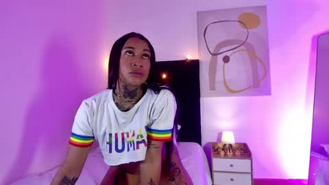 CATALEYA  online show from May 17, 7:54 pm