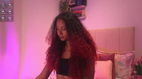 Snapshot of cattaleya_russ chatting on October 6, 2:09 am catta 3 online show from October 6, 2:09 am