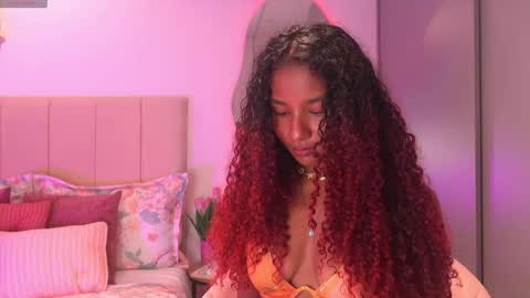 Snapshot of cattaleya_russ chatting on October 9, 11:03 pm catta 3 online show from October 9, 11:03 pm