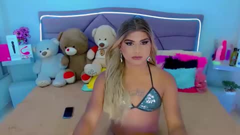 Snapshot of cattaleya_skinny chatting on September 13, 11:43 am cattaleya skinny online show from September 13, 11:43 am