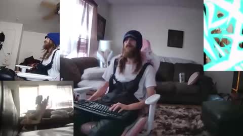 Snapshot of cattywompiscreations chatting on January 14, 7:21 pm zatbabydaddy online show from January 14, 7:21 pm