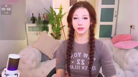 Snapshot of caty_cuddly chatting on September 21, 5:09 am caty_cuddly online show from September 21, 5:09 am