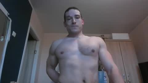 Snapshot of cawboy1992 chatting on March 1, 10:02 am Im yours online show from March 1, 10:02 am