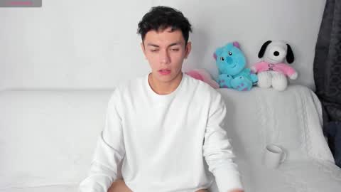 Snapshot of caydensmit chatting on December 22, 11:46 pm Cayden online show from December 22, 11:46 pm