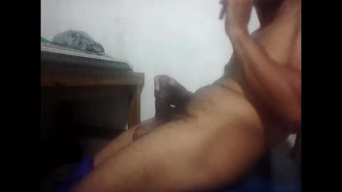 Snapshot of cazalhotbr chatting on February 18, 10:03 pm hanging out online show from February 18, 10:03 pm