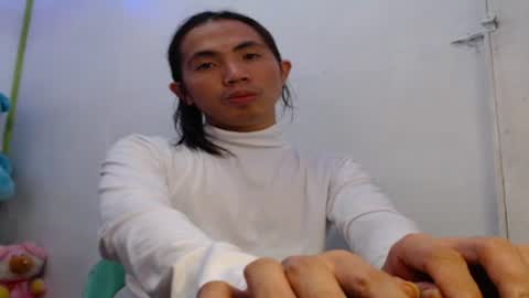 Snapshot of cb_account639497 chatting on December 12, 7:59 pm FlirtyPixel online show from December 12, 7:59 pm