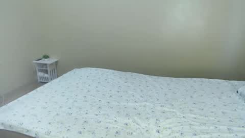 Snapshot of cb_excitment_studios chatting on November 6, 7:53 am Selena online show from November 6, 7:53 am