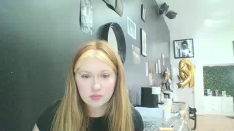 Snapshot of ccfox35 chatting on September 22, 8:22 pm ccfox35 online show from September 22, 8:22 pm