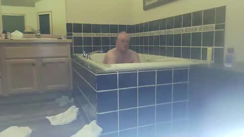 Snapshot of cclfhw8962753 chatting on November 13, 4:22 am cclfhw8962753 online show from November 13, 4:22 am