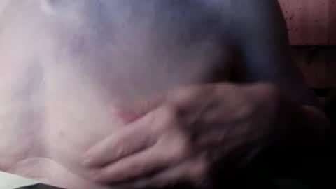 Snapshot of cd_99 chatting on December 18, 10:24 pm cd_99 online show from December 18, 10:24 pm