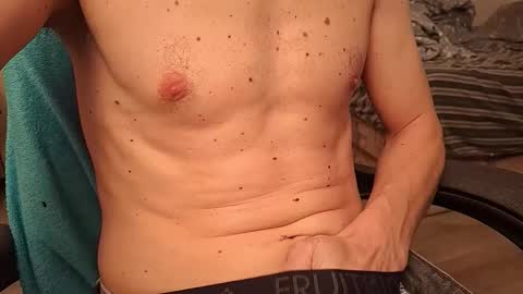 Snapshot of cdact84 chatting on January 13, 10:37 pm cdact84 online show from January 13, 10:37 pm