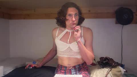 Allie North online show from April 25, 3:42 am