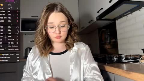 Snapshot of cecilianoblitt chatting on March 31, 10:04 am Darina online show from March 31, 10:04 am