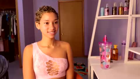 Snapshot of cedaya555 chatting on February 10, 6:01 pm CEDAYA555 online show from February 10, 6:01 pm