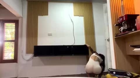 Snapshot of cedrela_gomez chatting on November 10, 8:41 pm CEDRELARYAN online show from November 10, 8:41 pm