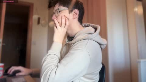 ceedm91 online show from November 18, 10:20 am