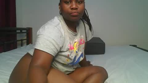 ceepretty25 online show from April 24, 12:57 am