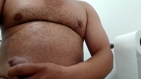 Snapshot of ceet0000 chatting on December 8, 8:58 pm ceet0000 online show from December 8, 8:58 pm