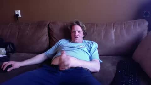 Snapshot of ceezeee chatting on March 4, 4:35 pm ceezeee online show from March 4, 4:35 pm