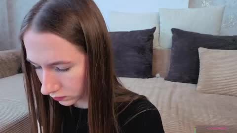 Snapshot of cel1ne_secret chatting on May 11, 6:19 am Josie Manesi online show from May 11, 6:19 am