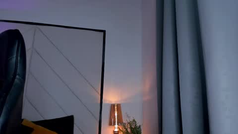 celene_rosejs online show from May 17, 7:32 pm