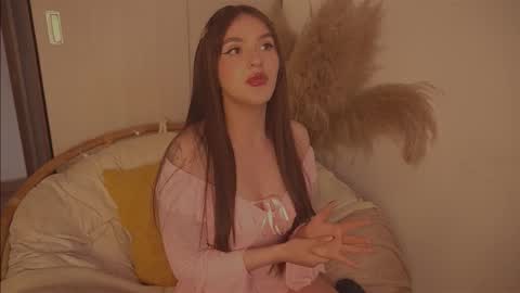 Snapshot of celeste_angel1 chatting on October 14, 7:58 pm Diane Independent model online show from October 14, 7:58 pm