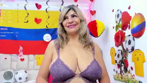 Celeste Lincon online show from June 28, 10:49 pm