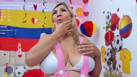 Celeste Lincon online show from July 10, 1:32 am