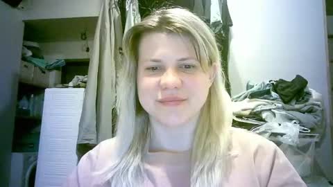 celeste_naughty_ online show from May 11, 11:05 am