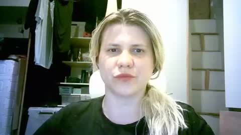 celeste_naughty_ online show from June 29, 10:10 am