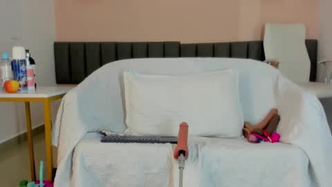 celeste_smmith_ online show from March 11, 4:10 am