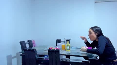 celeste_starsss online show from January 6, 11:29 pm