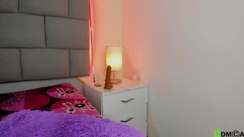 Celeste Wayne online show from December 6, 6:39 pm