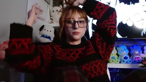 Snapshot of celesteayase chatting on March 18, 2:15 am celesteayase online show from March 18, 2:15 am