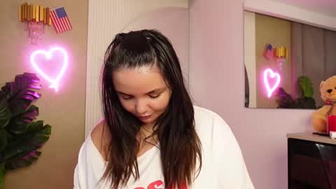 Snapshot of celestebailey chatting on February 23, 6:44 am CelesteBailey online show from February 23, 6:44 am