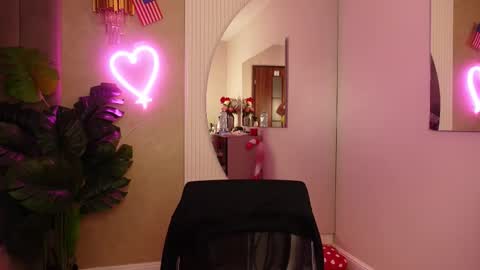 Snapshot of celestebailey chatting on March 4, 3:34 am CelesteBailey online show from March 4, 3:34 am