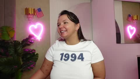 Snapshot of celestebailey chatting on April 4, 7:28 am CelesteBailey online show from April 4, 7:28 am