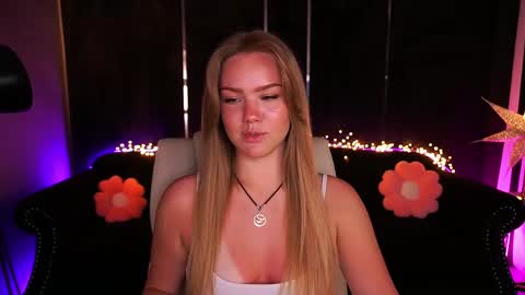 celestenoirr online show from May 5, 1:41 pm