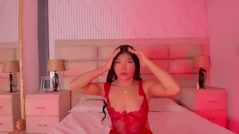 Snapshot of celestesweetts_ chatting on May 1, 9:08 pm Celeste online show from May 1, 9:08 pm