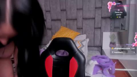 Snapshot of celesthejones chatting on March 18, 2:15 am CelestheJones online show from March 18, 2:15 am