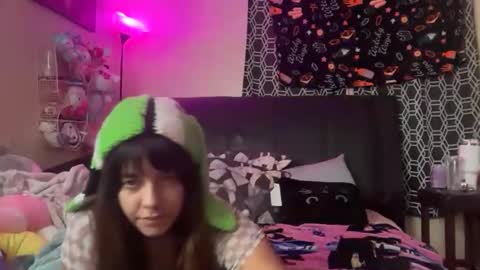 Snapshot of celestialillusions777 chatting on October 22, 7:08 am celestialillusions777 online show from October 22, 7:08 am