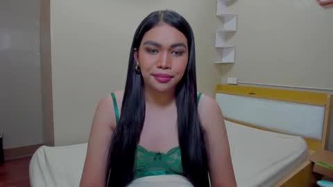 celestinaxisabella online show from February 22, 11:09 am