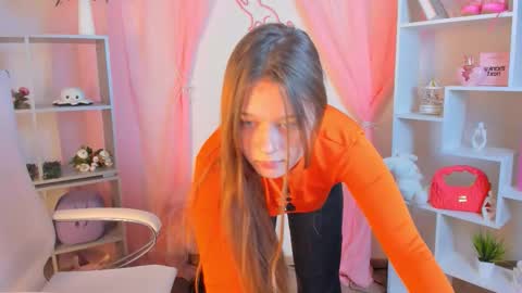 your cute kitty online show from February 26, 6:51 pm
