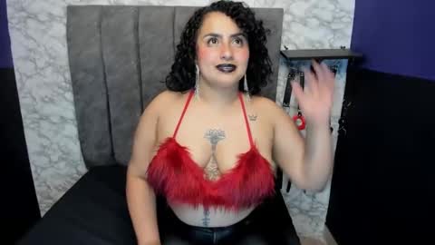 Snapshot of celestte_sweet chatting on January 16, 6:35 am online show from January 16, 6:35 am