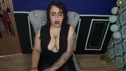       online show from May 9, 12:32 pm