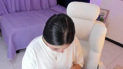 Snapshot of celesttee_21 chatting on July 12, 9:28 pm Celesttee online show from July 12, 9:28 pm