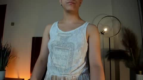 Celeste Quenn online show from May 7, 12:10 pm