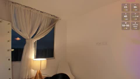 Ari online show from November 10, 9:58 pm