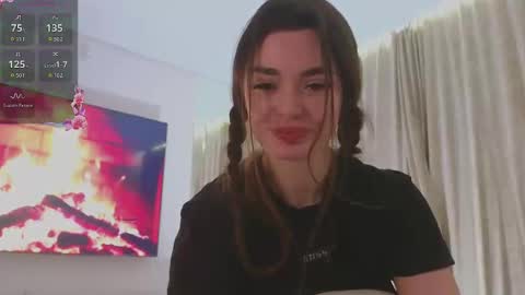 Snapshot of celinassa chatting on February 16, 10:54 pm Aneli online show from February 16, 10:54 pm